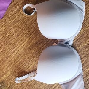 Victoria's Secret Light Gray Bra